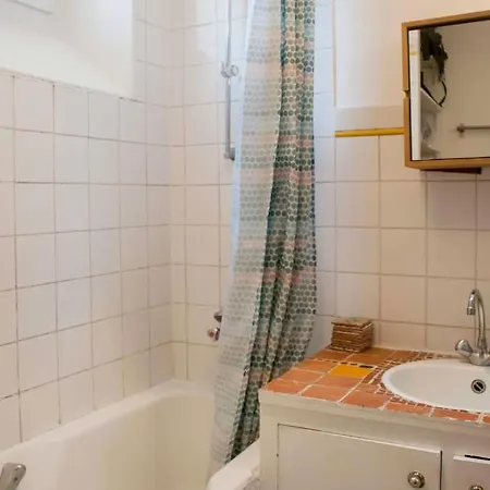 Appartamento Charming Apt Near Bastille Parigi